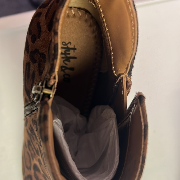 Leopard Print Ankle Boots - Picture 3 of 3